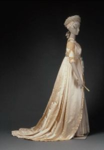 Reproduction wedding dress in two parts, from 1799 model