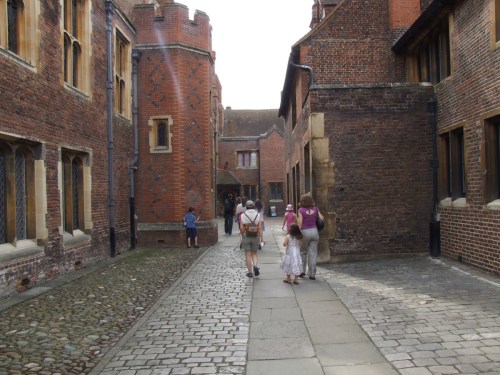 The Tudoe Kitchens this way