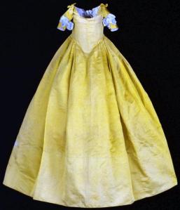 Infant gown with removable sleeves, emuseum collection, Colonial Williamsburg