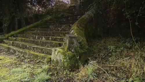 36. manor house life headed for extinction