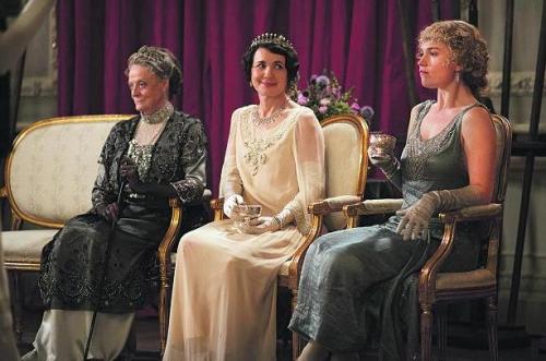 Ladies of the night... Maggie Smith, Elizabeth McGovern and Lily James