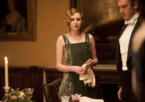 Season-3-downton-abbey-32083595-3852-2720