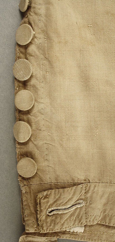 Detail of buttons at the knee. Breeches image @Met Museum