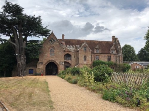 8 Stoneleigh Abbey-Gatehouse
