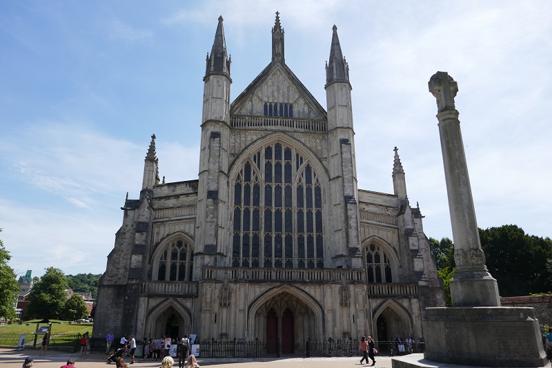1_P1040161_WINCHESTER_CATHEDRAL[1]