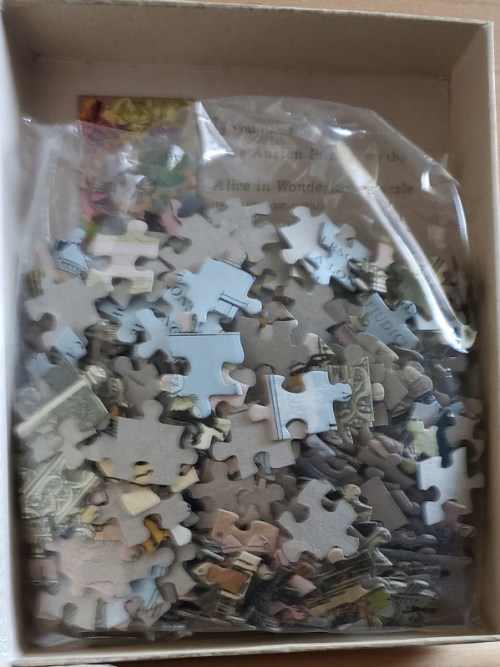 500 puzzle pieces