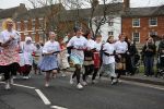 640px-EnglishPancakeRace-Lestalorm-2009
